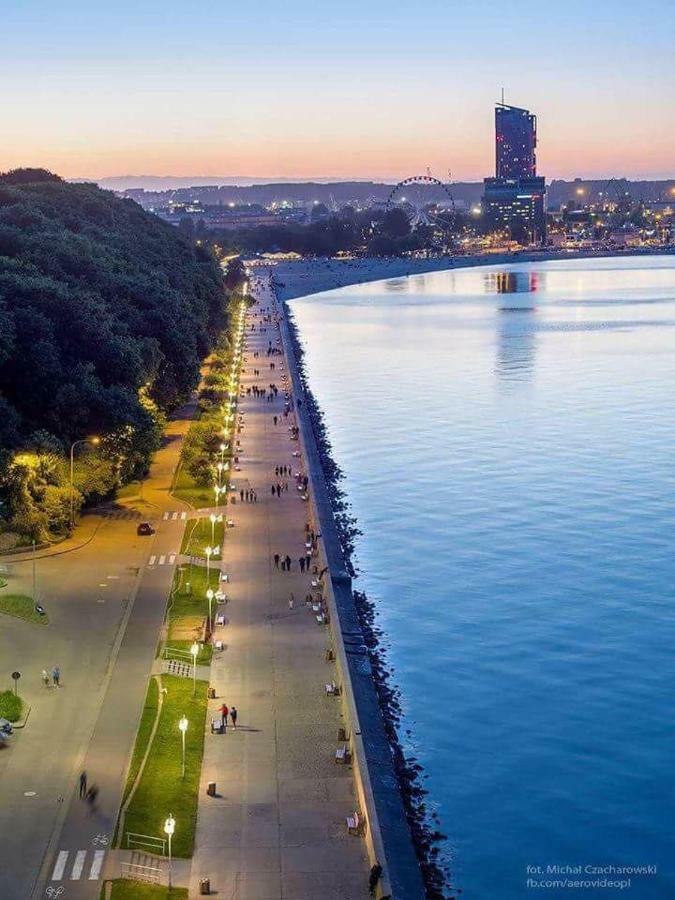 Rodzina W Centrum Gdyni Apartment Gdynia Ngoại thất bức ảnh